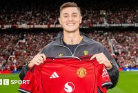 Benjamin Sesko: Manchester United sign striker in five-year deal worth £73.7m