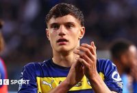 Giovanni Leoni: Liverpool sign 18-year-old defender from Parma for £26m