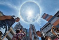 Midday sun halo over Singapore causes delight, pics widely shared online