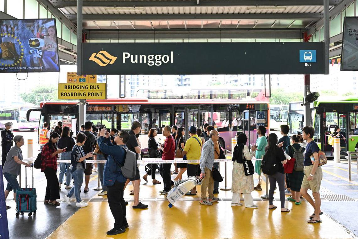 Power fault on Sengkang-Punggol LRT line brings trains to a halt