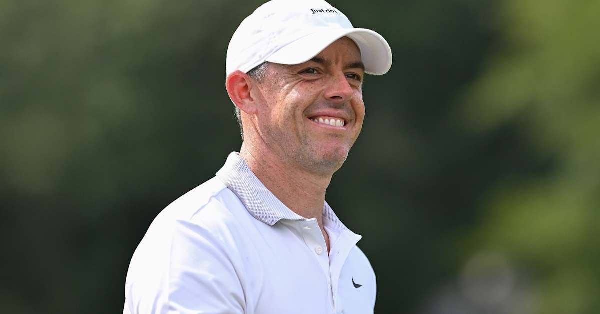 Rory McIlroy closes with bounce-back birdie while Scottie Scheffler is flawless at TOUR Championship