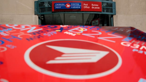 Unionized workers at Canada Post vote against latest contract offer